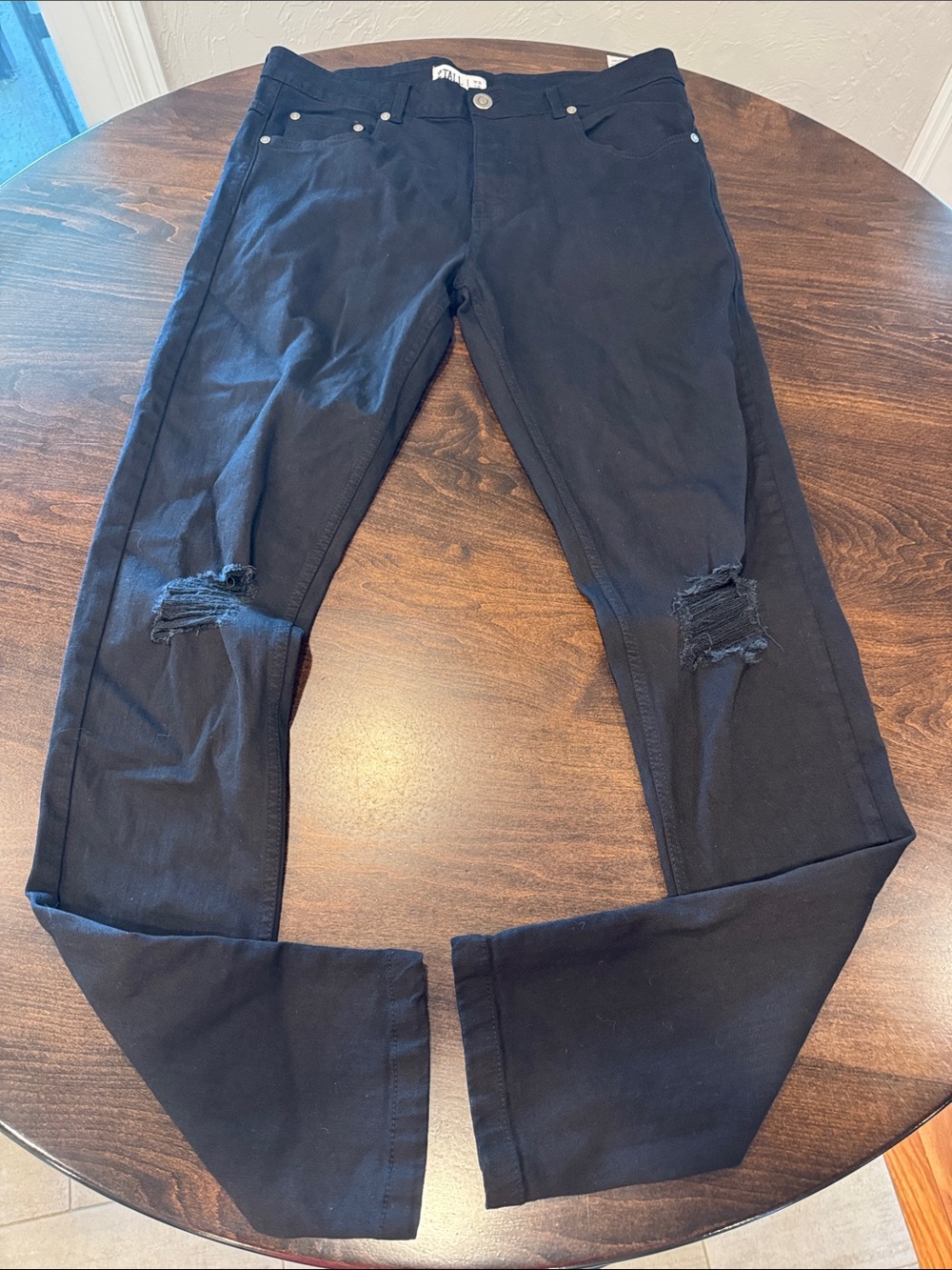 Black Distressed Men’s Jeans 36x36